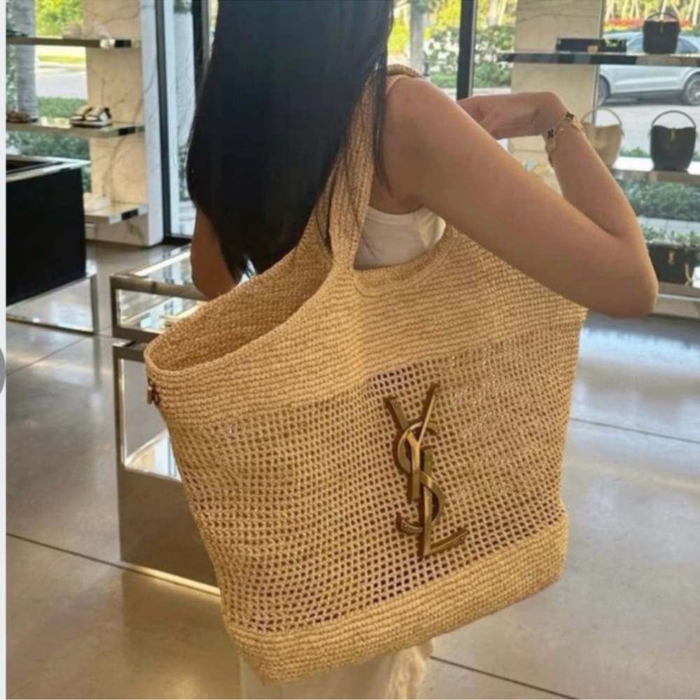 Elegant Tan Crochet Women's Bag - Picture 13 of 16